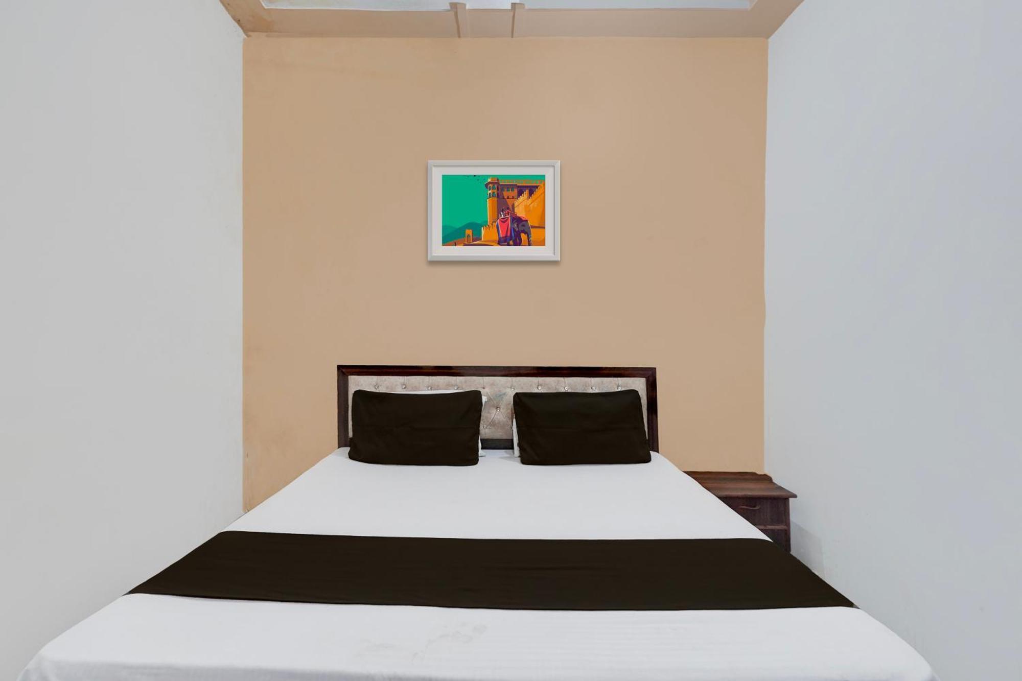 Oyo Hotel Maharaja Palace Mirát Kültér fotó